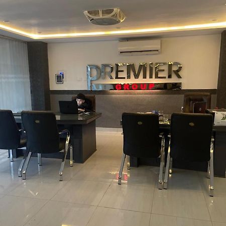 Premier Heights Jhelum Hotel Bagian luar foto