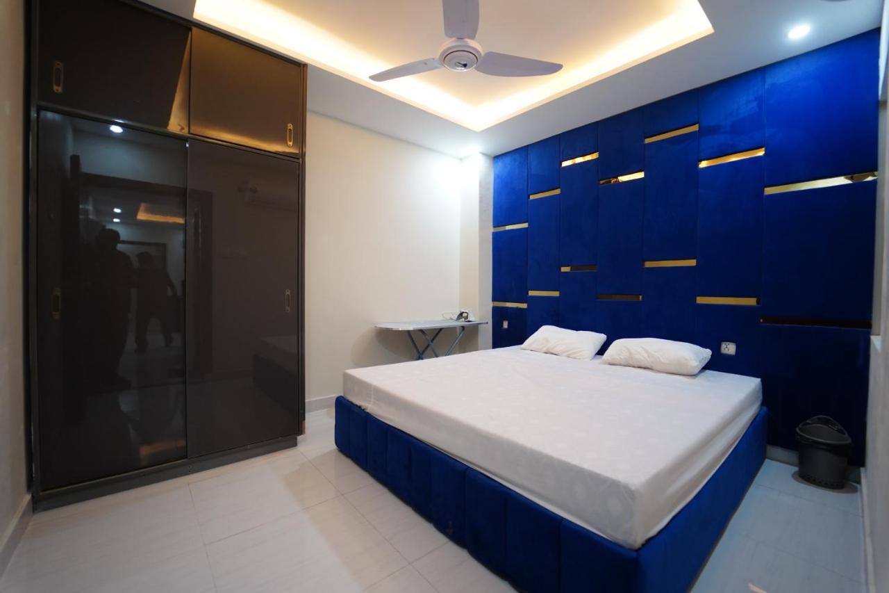 Premier Heights Jhelum Hotel Bagian luar foto