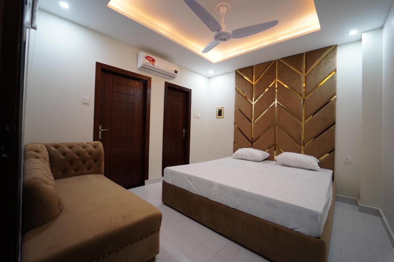 Premier Heights Jhelum Hotel Bagian luar foto
