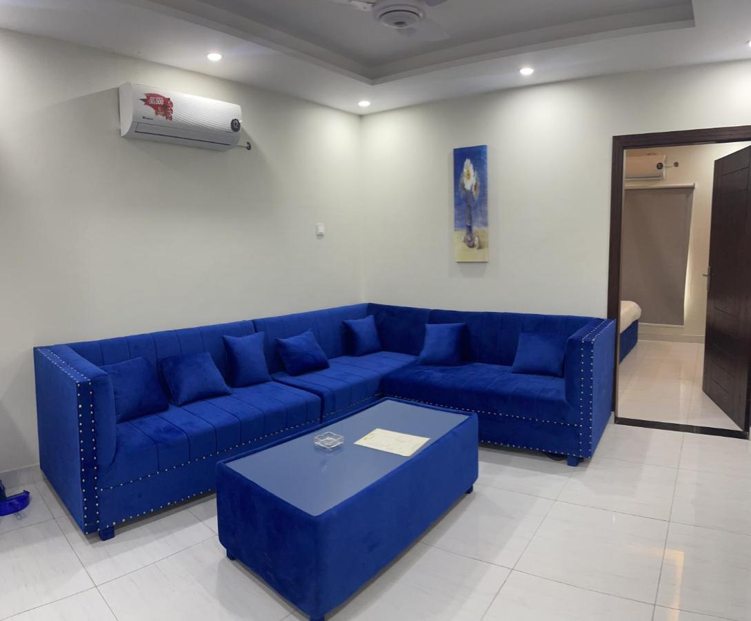 Premier Heights Jhelum Hotel Bagian luar foto